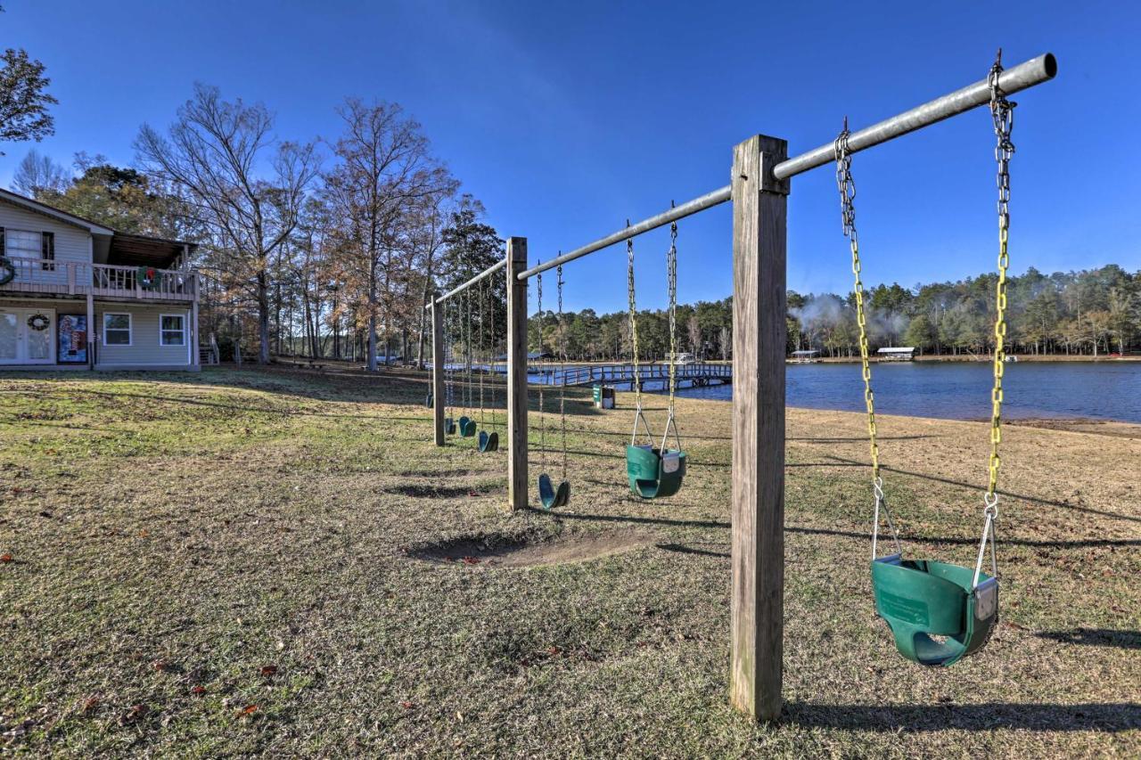 White Oak Creek Home With Views, Deck And Pool Access! Юфола Екстер'єр фото