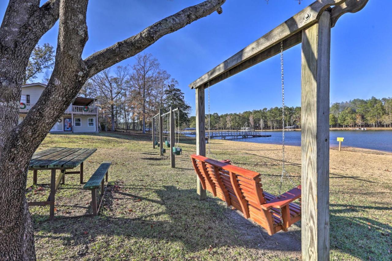 White Oak Creek Home With Views, Deck And Pool Access! Юфола Екстер'єр фото